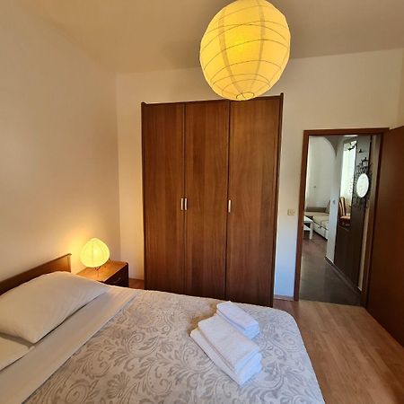 Apartments Dami - 100M From The Sea Orebic Luaran gambar