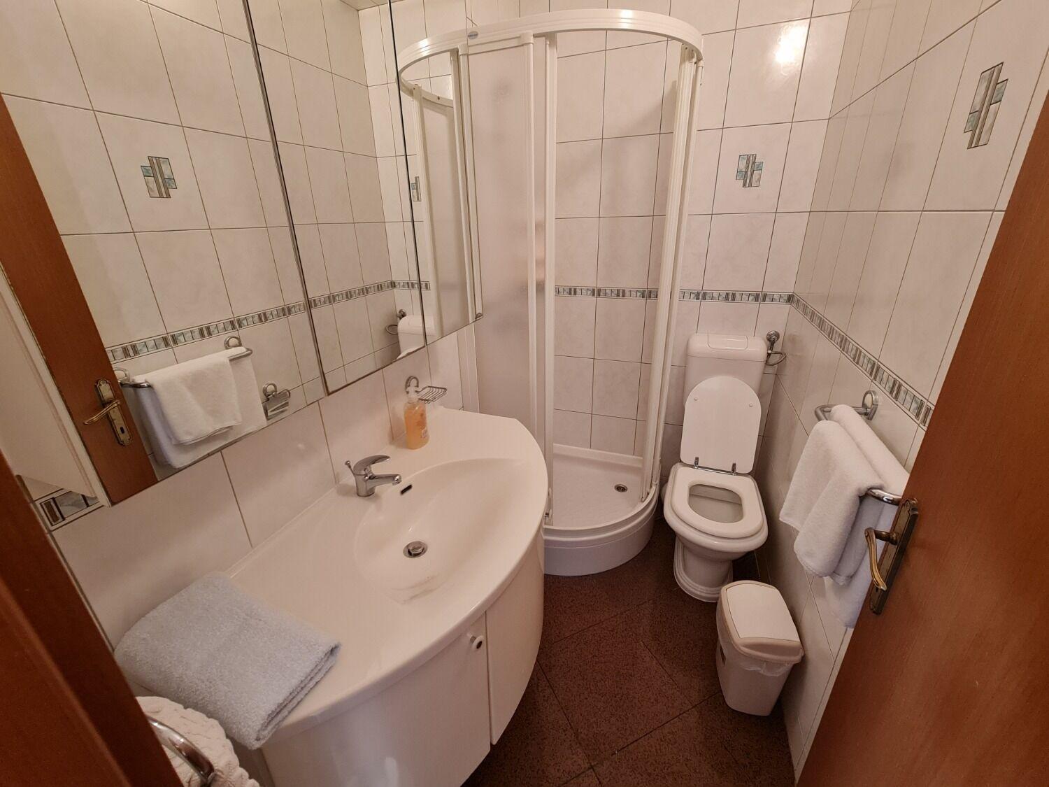 Apartments Dami - 100M From The Sea Orebic Luaran gambar